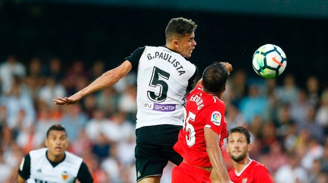 El Valencia ante seis partidos clave con el Barcelona como gran escollo