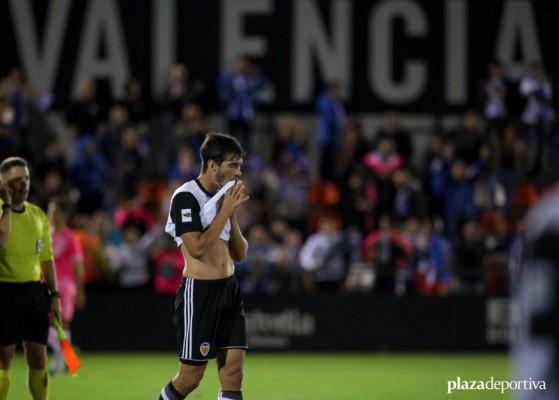 El Mestalla repite derrota con gol en contra en los últimos minutos
