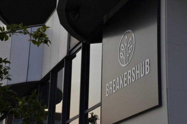 Once firmas tecnológicas optan por Breakers Hub para desarrollar su negocio