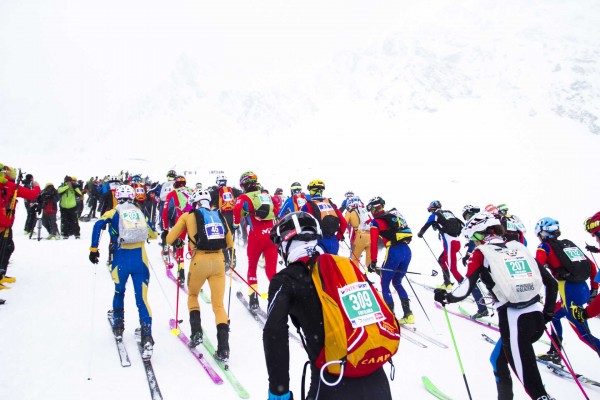 Doblete español de Killian Jornet y Laura Orgué en la Vertical Race ISMF Copa del Mundo de Esquí de Montaña Font Blanca de Vallnord