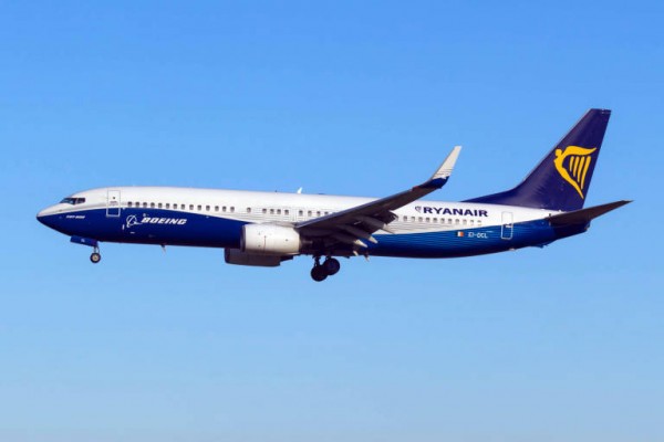 Ryanair anuncia una nueva ruta con dos vuelos semanales entre Alicante y República Checa
