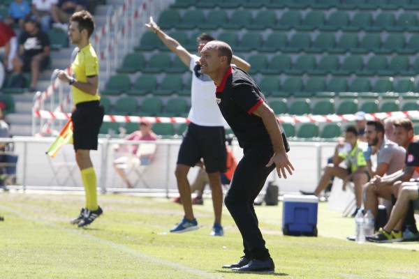 Hacía ocho años que el Elche no destituía a un técnico en la primera vuelta