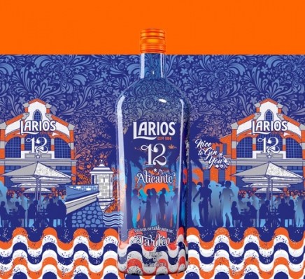 Larios 12 lanza una edición especial de su ginebra 'premium' como homenaje al 'Tardeo'