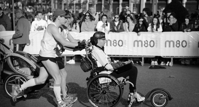 Carlos Espadas, un ejemplo de superación en el Maratón Valencia