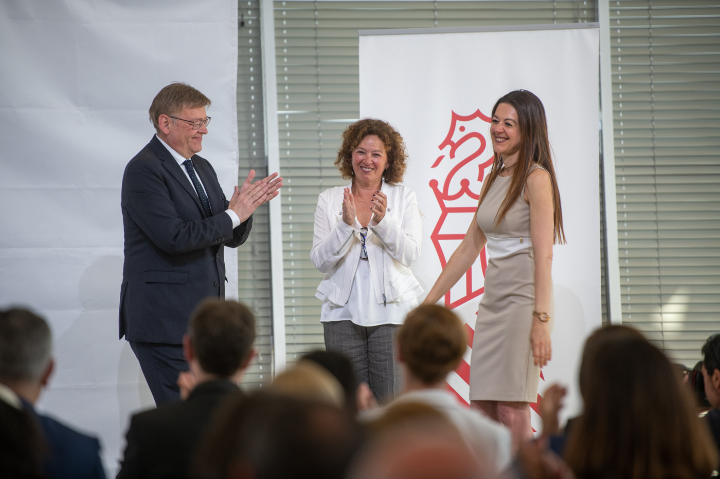 Traspaso de la cartera de Innovación y Universidades en Alicante (Fotos: RAFA MOLINA)