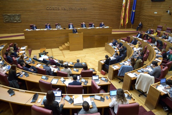 Les Corts rechazan devolver al Consell los Presupuestos para 2018