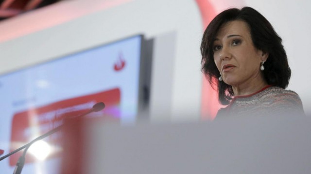 Santander baraja negociar los despidos del ERE si los sindicatos aceptan las recolocaciones