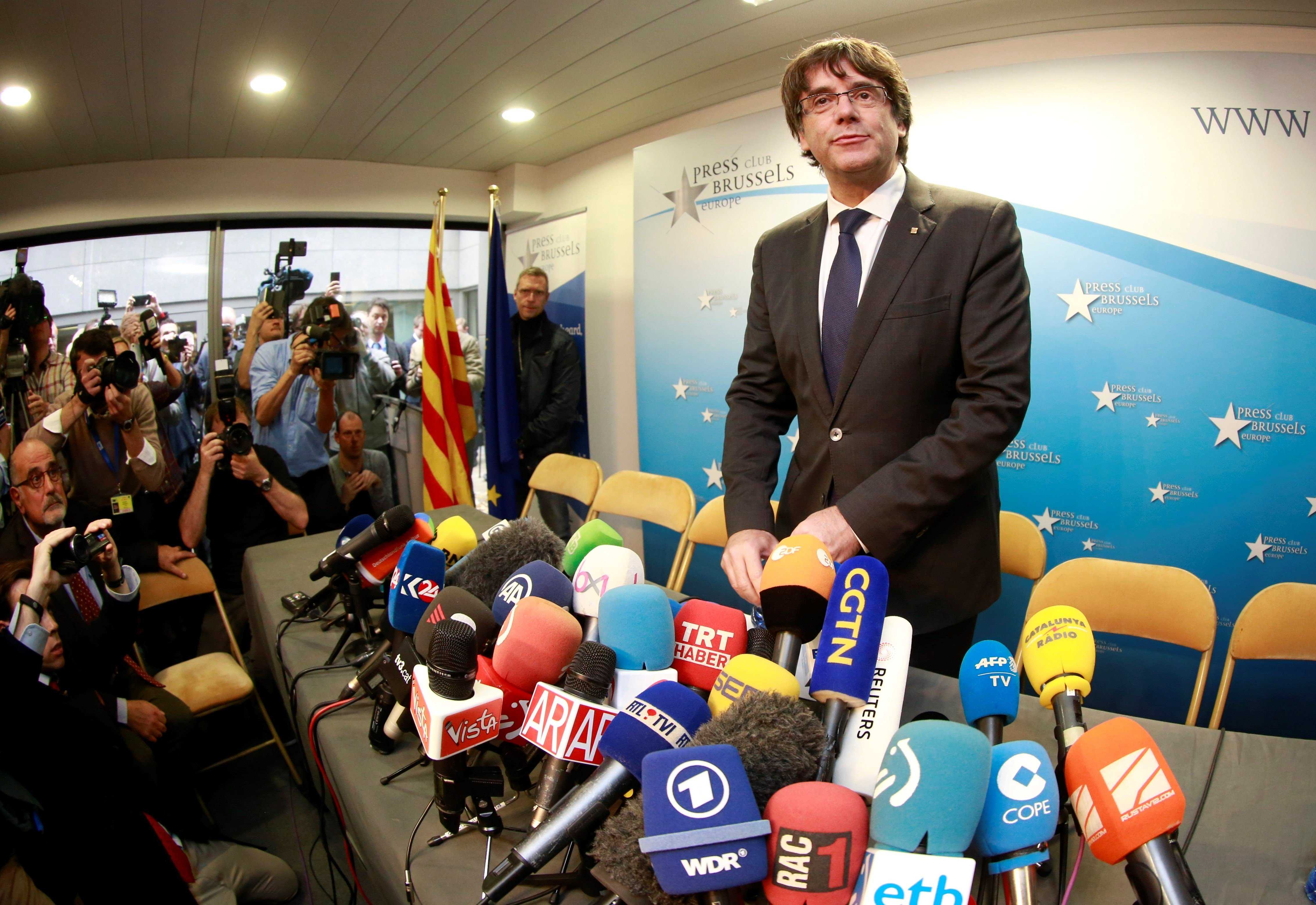  La vista de Puigdemont y los consellers ante el juez belga dura poco más de una hora