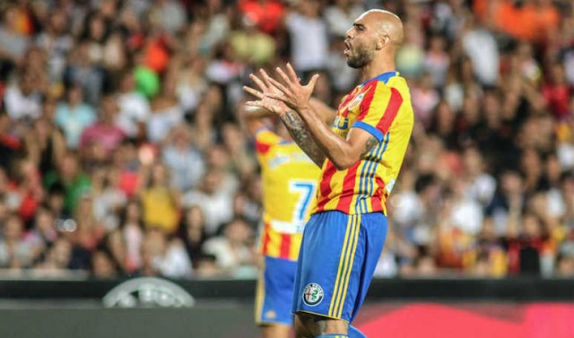 La rodilla de Zaza, a examen tras el duelo ante el Barça