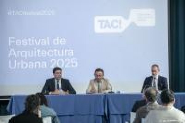  Susaeta frena la racha del Elche a tres minutos del final