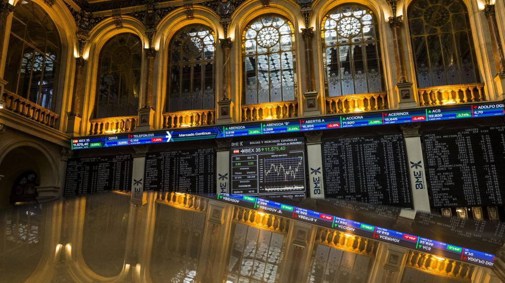 El Ibex 35 mantiene el tono firme a media sesión superando el 8.600