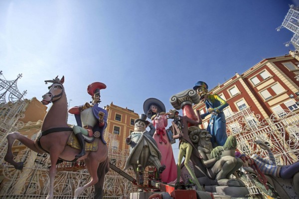 El PP denuncia que las Fallas no tienen imagen oficial a un mes del comienzo de la celebración