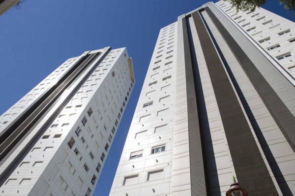La factura para el Consell por derribar los 'Gemelos' de Benidorm: 72 millones en 'cash'