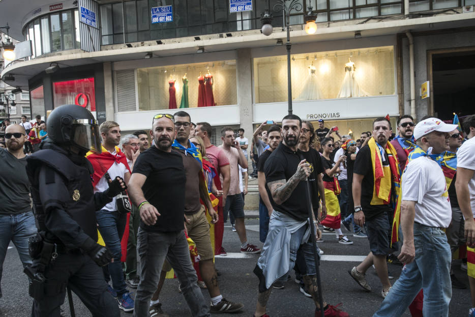 Vicente Javier Estruch, en el centro de la imagen. Foto: EVA MÁÑEZ - 