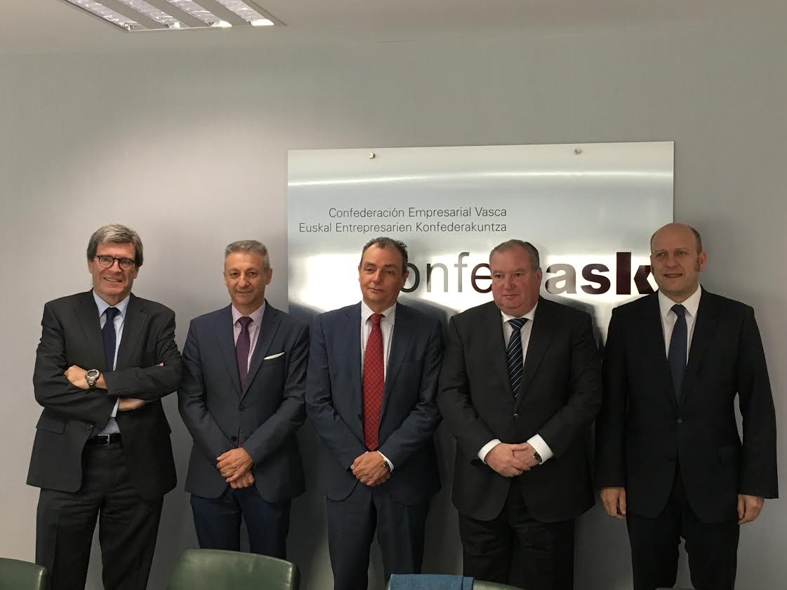 Aurelio Martínez, Francisco Toledo, Salvador Navarro,
Roberto Larrañaga y Asier Atutxa - 