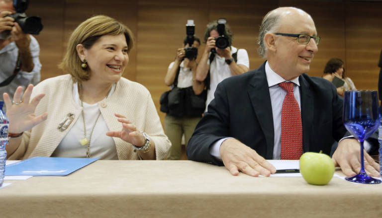 Bonig se ofrece a negociar los PGE con Montoro: 