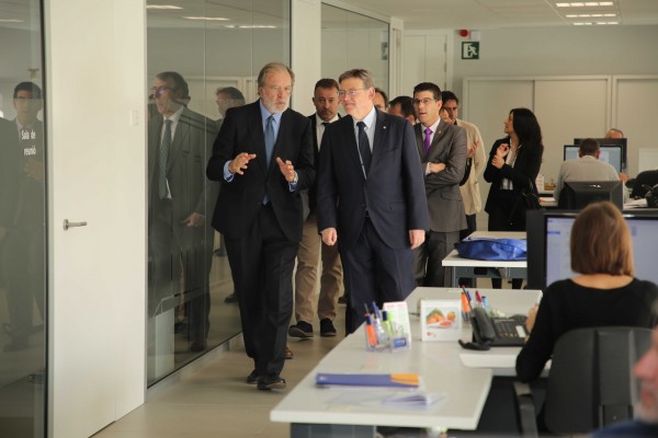 Puig ensalza a Caixa Ontinyent por su “nervio financiero” en la Vall d’Albaida y la Comunitat