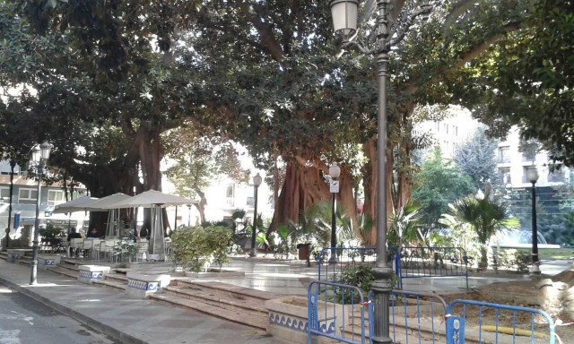 Los hosteleros se plantan y exigen que no se aplique el decreto de veladores de Pavón