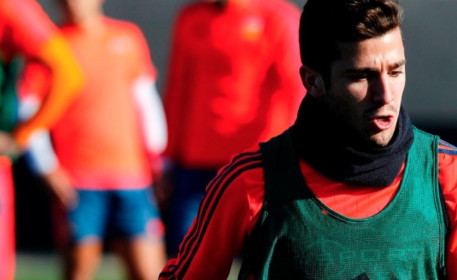 Gayà y Abdennour regresan a la lista contra Las Palmas