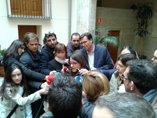 Oltra no descarta que los diputados de Bloc e Iniciativa vayan por caminos separados en el Congreso