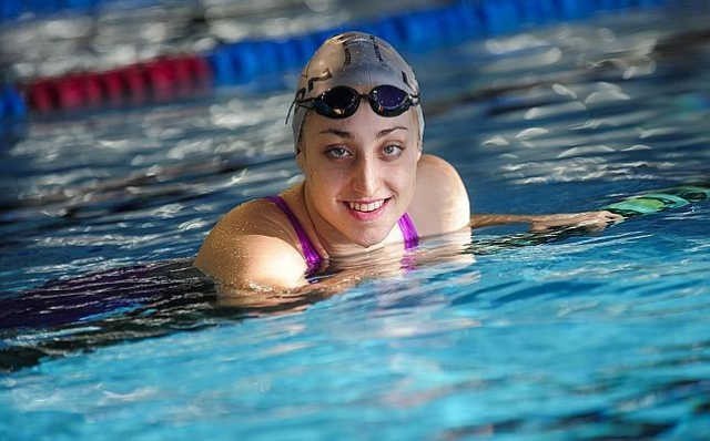 Lidón Muñoz bate el récord de España de los 50 libre en piscina corta