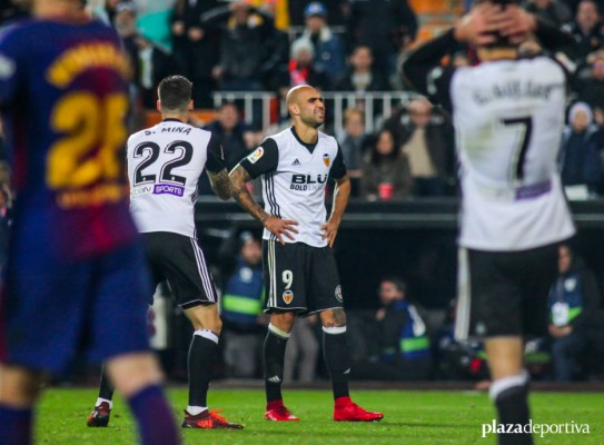 El Valencia perdió 1-2 contra el Barça

