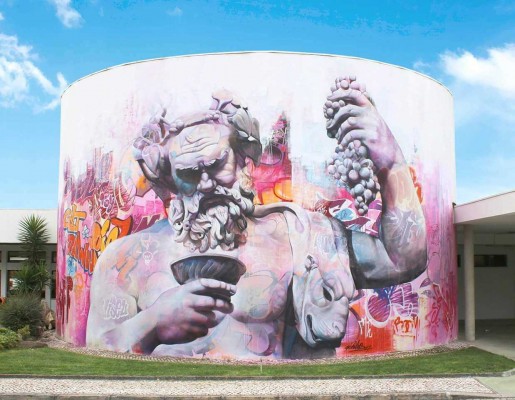 Glòria Tello conecta la Ciudad del Artista Fallero y Fanzara con un mural de PichiAvo