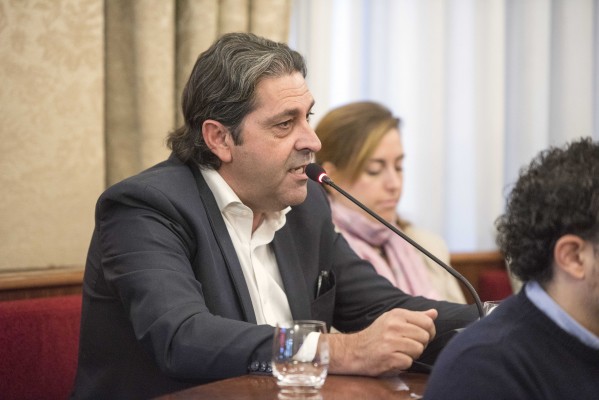 Todos los partidos de Alicante apoyan el nuevo reparto de sueldos para todos