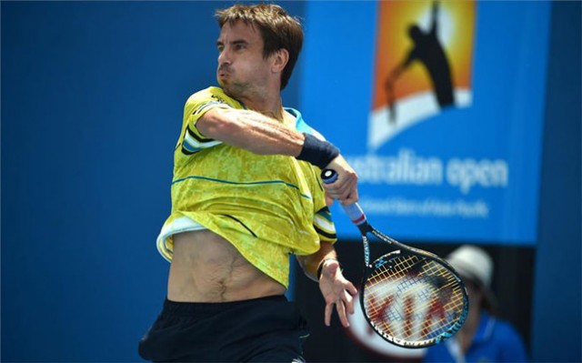 Robredo no puede con Raonic y queda fuera del torneo