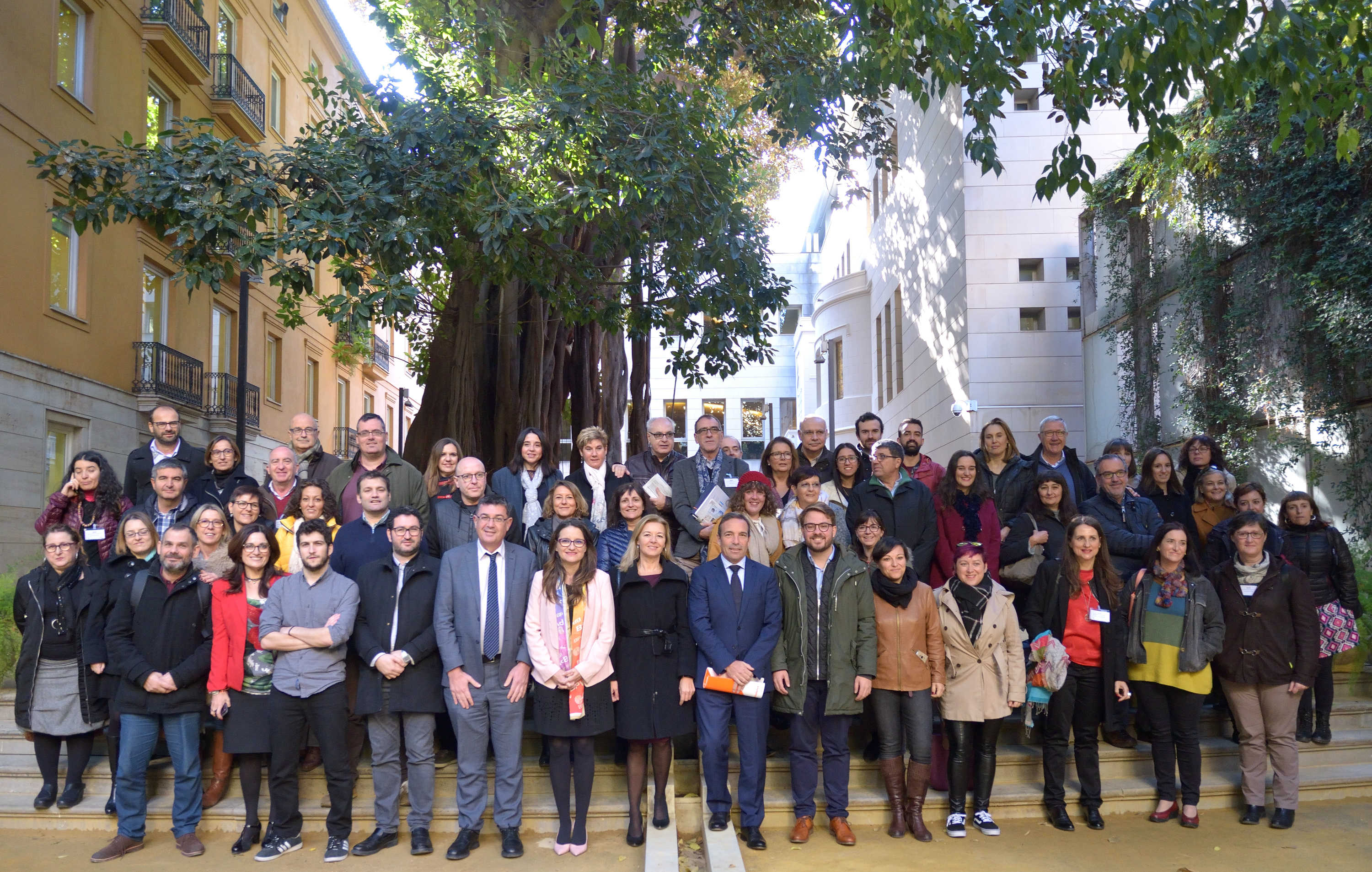 Aprobada la Renta de Inclusión Valenciana, que establece hasta 531 euros por titular