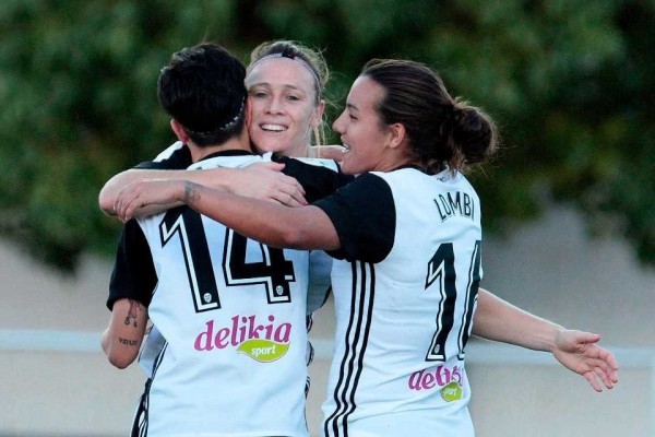 Les Corts instan al Valencia a que el equipo femenino pueda jugar en Mestalla