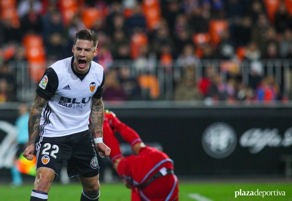 Santi 'LeBron James' Mina aprovecha sus minutos y suma ya siete goles 
