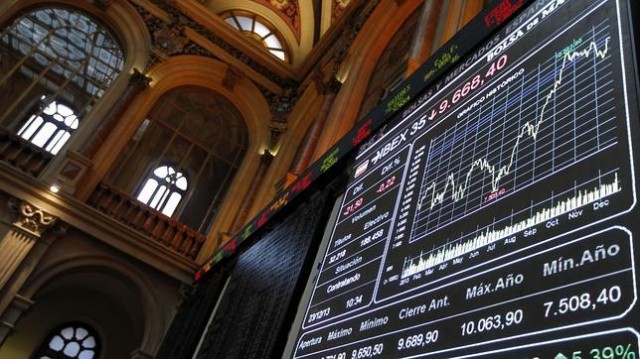 El Ibex 35 espera a Draghi manteniendo los 8.300 puntos