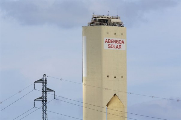 Bankinter se cubre las espaldas con Abengoa y provisiona 9 millones