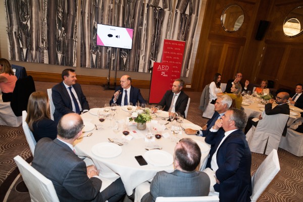 Almuerzo-coloquio en AED con Juan Sabater, Director Regional Levante de El Corte Inglés