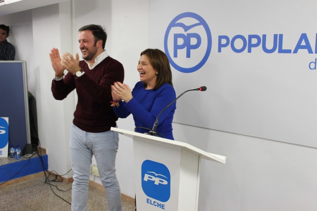Isabel Bonig 'bendice' a Pablo Ruz: 