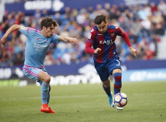 Toño alcanza los 100 partidos con el Levante