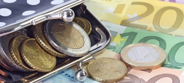 Sepa lo que paga de comisiones bancarias al año por su cuenta corriente