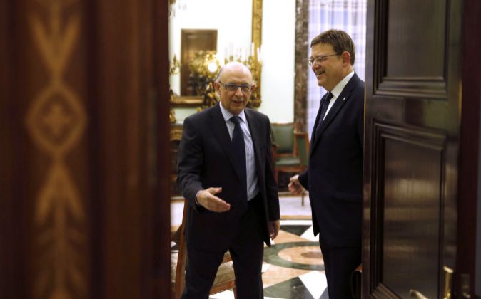 Montoro recibe en el Ministerio al presidente Ximo Puig. Foto: EFE - 