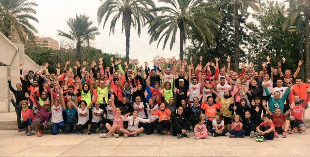 10K Valencia Ibercaja recoge 100 kilos de comida para el Banco de Alimentos