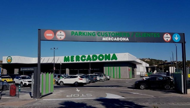 Mercadona invierte 1,7 millones para adaptar al modelo eficiente su tienda de Benitatxell