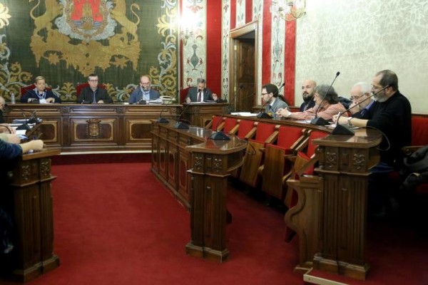 PSOE y oposición se dan una última oportunidad para pactar la purga del callejero tras otro fracaso