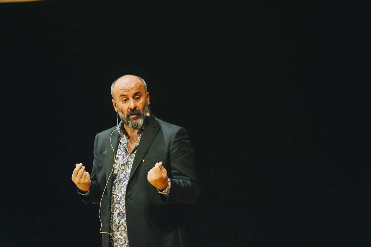 El PP pide a Marzà que comparezca en Les Corts para explicar la dimisión de Livermore en Les Arts