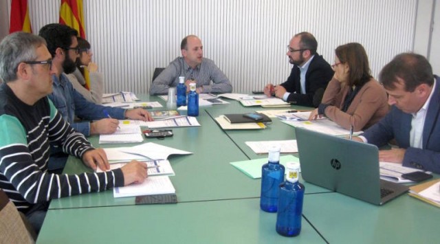 Medio Ambiente hará una prueba piloto del plan de envases con máquinas en ayuntamientos