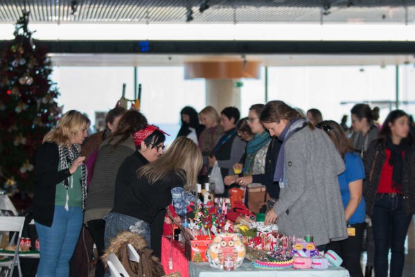 La EUIPO acoge el mercadillo solidario organizado por la plataforma SOLCIR