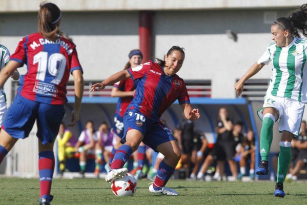 Charlyn Corral: “En un derbi no cuenta la tabla ni los partidos anteriores”