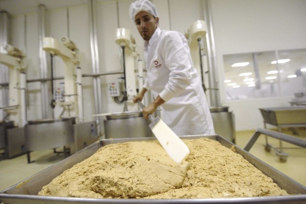 El grupo de El Lobo y 1880 venderá más del 10% por la recuperación del consumo