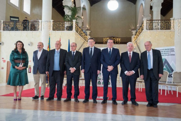 Hosbec celebra 40 años defendiendo los intereses de los hoteleros