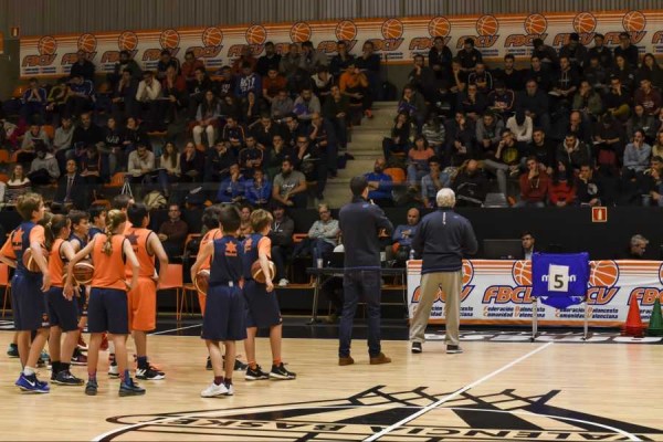 Clínic histórico en L'Alqueria del Basket