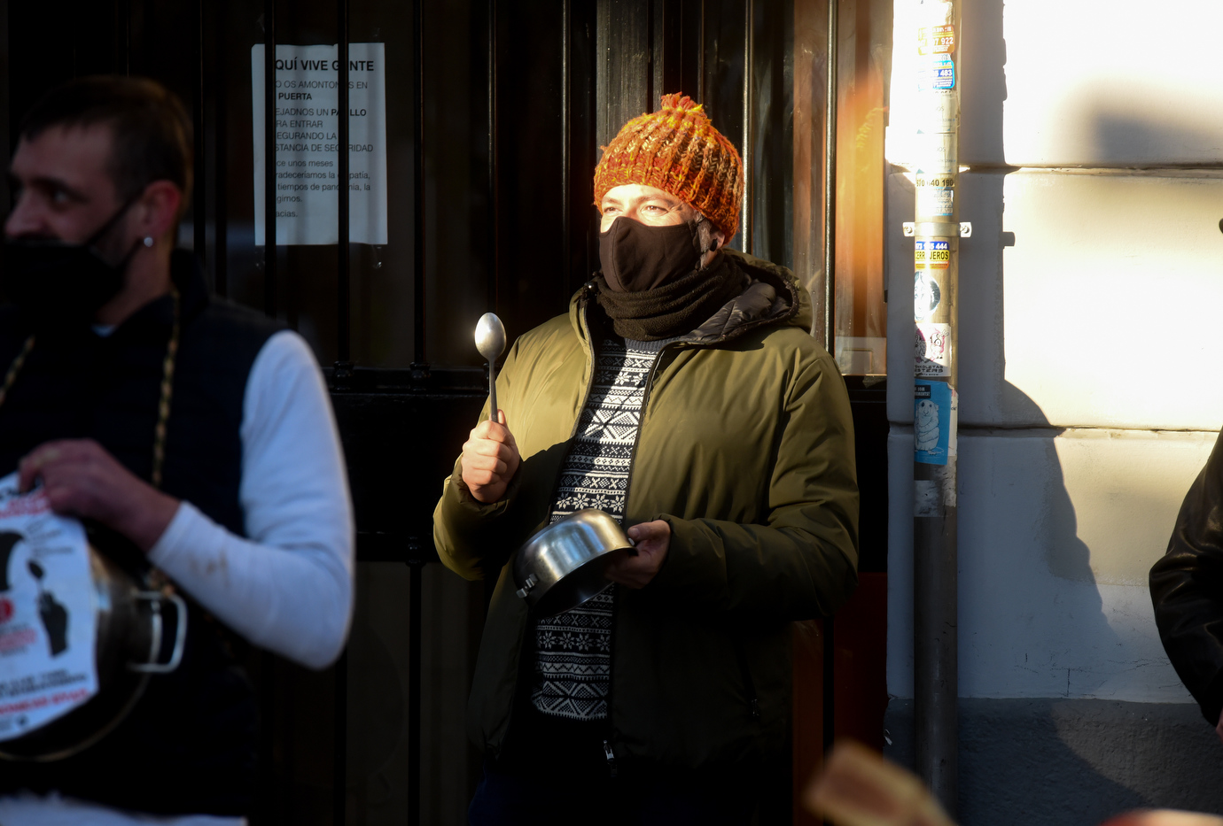 Cacerolada de la hostelería para exigir ayudas (Fotos: Eduardo Manzana)